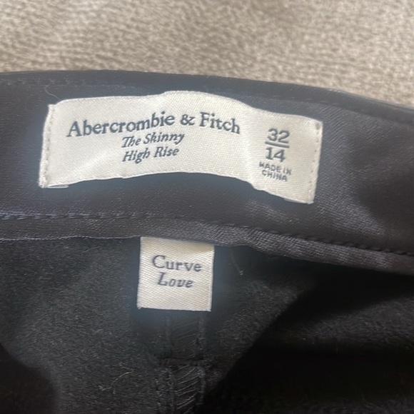 Abercrombie and Fitch Skinny High Rise Leather Pant/Size 32/14 - Picture 2 of 2